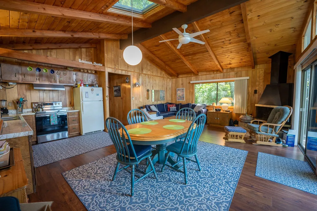 46 Big Barndoor Island Alton NH 03809