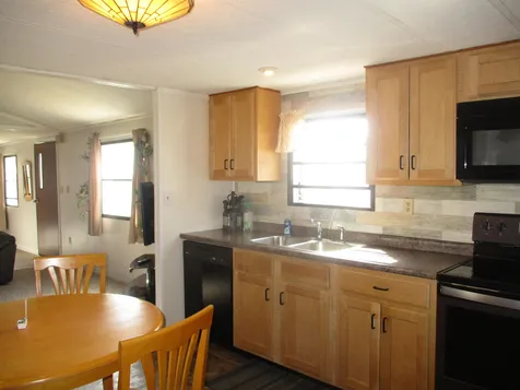 10 Mayhew Road Campton NH 03223