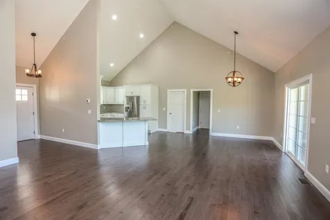 26 Windsong Place Meredith NH 03253
