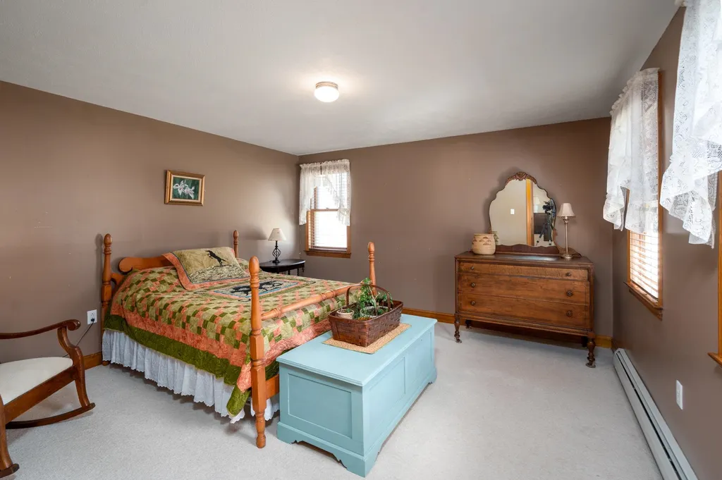 311 Stockbridge Corner Road Alton NH 03809