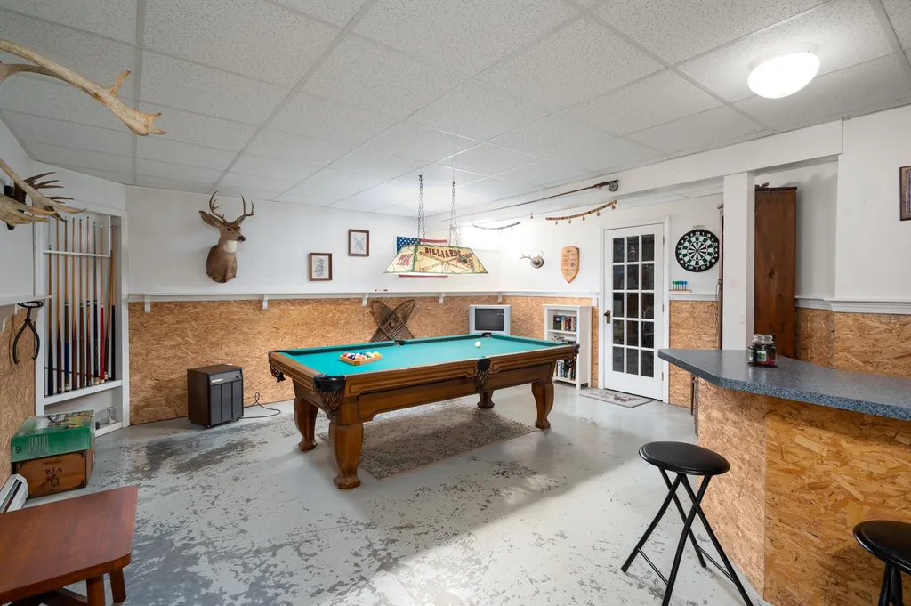 311 Stockbridge Corner Road Alton NH 03809