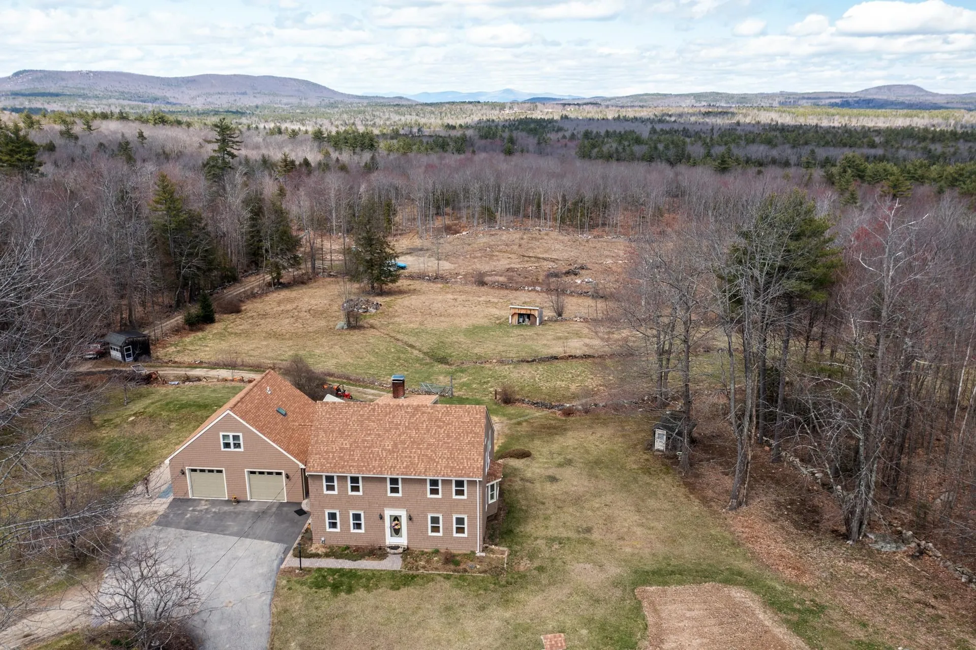 311 Stockbridge Corner Road Alton NH 03809