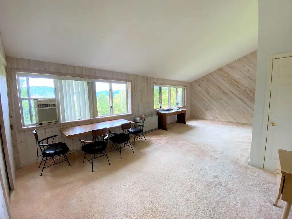 224 Chester Arthur Road Hartford VT 05059