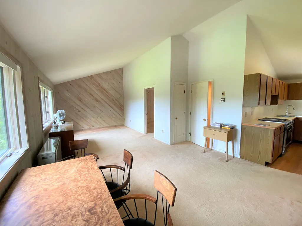224 Chester Arthur Road Hartford VT 05059
