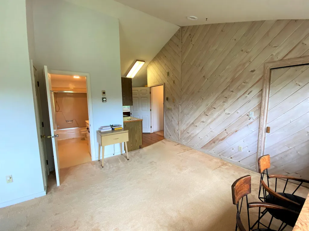 224 Chester Arthur Road Hartford VT 05059