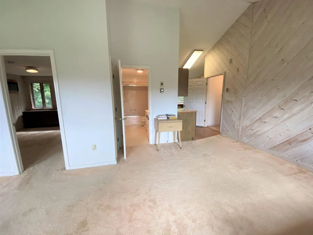 224 Chester Arthur Road Hartford VT 05059