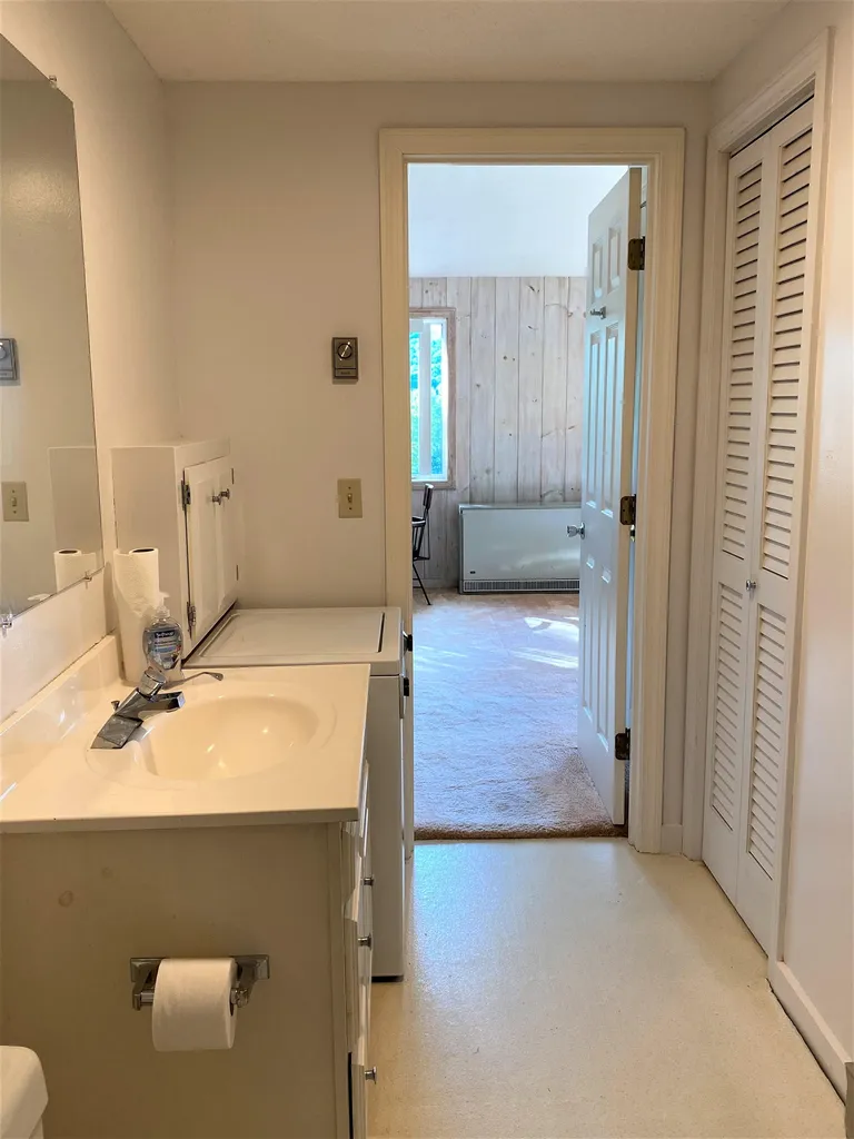 224 Chester Arthur Road Hartford VT 05059