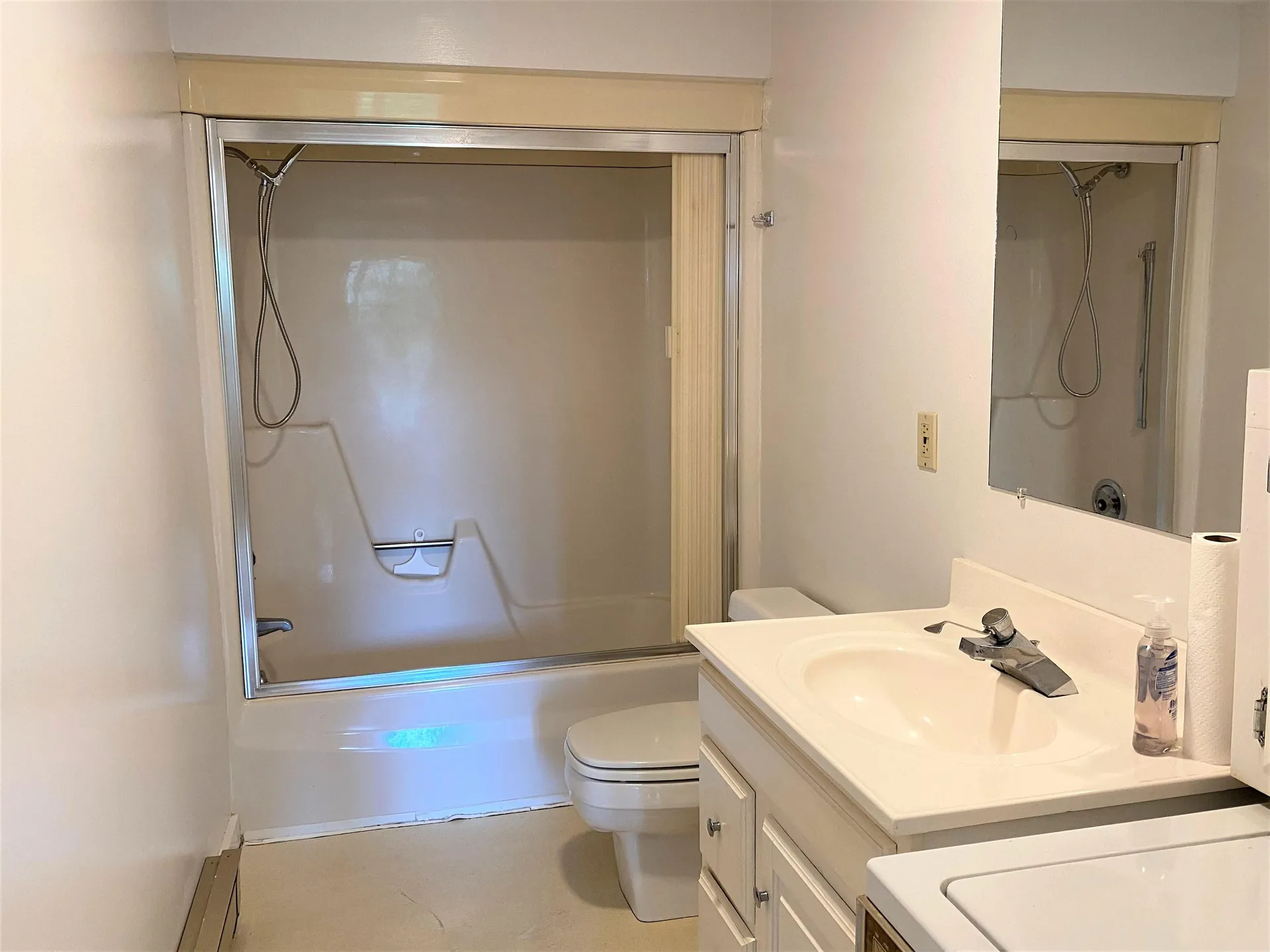 224 Chester Arthur Road Hartford VT 05059