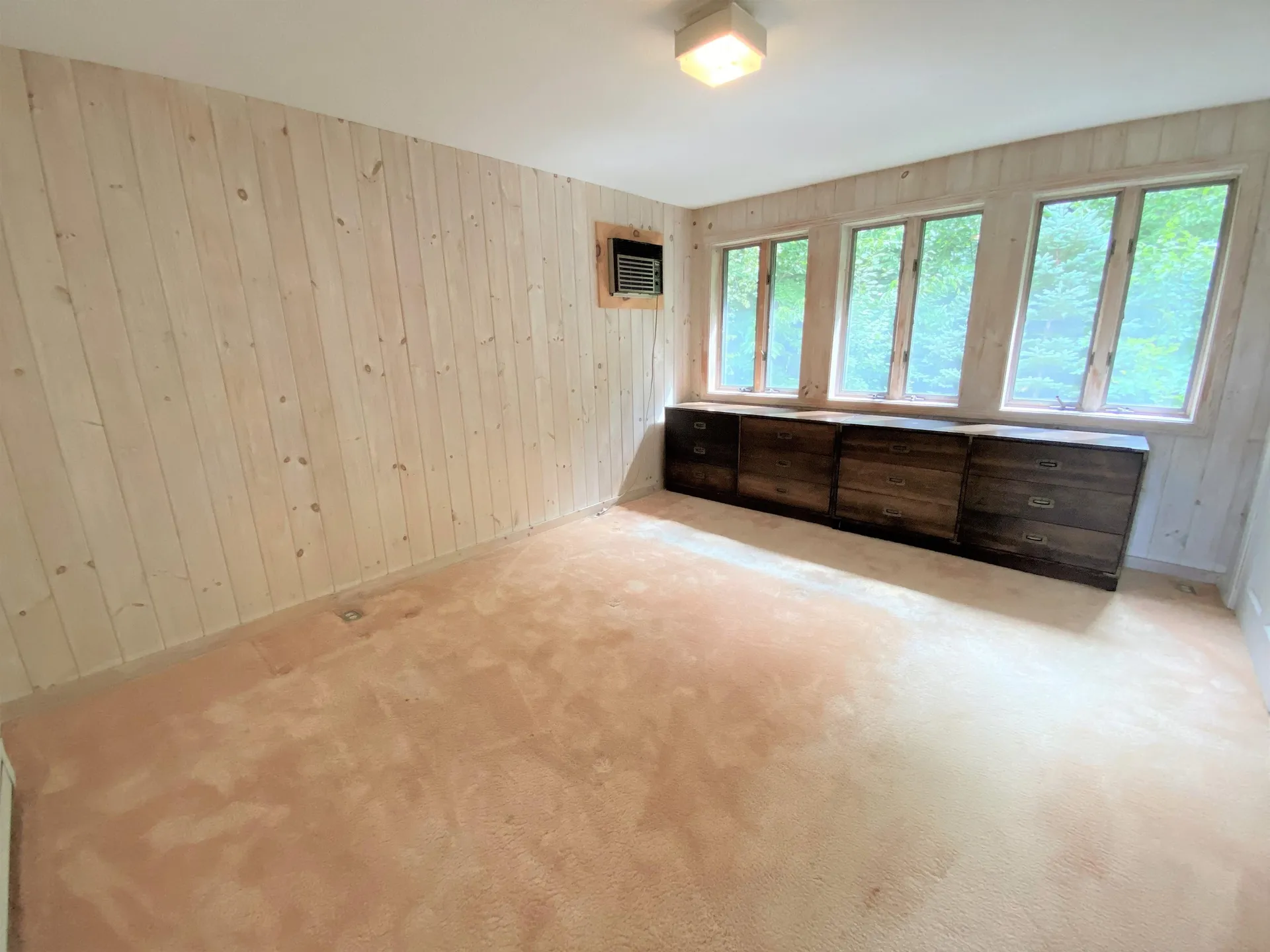 224 Chester Arthur Road Hartford VT 05059