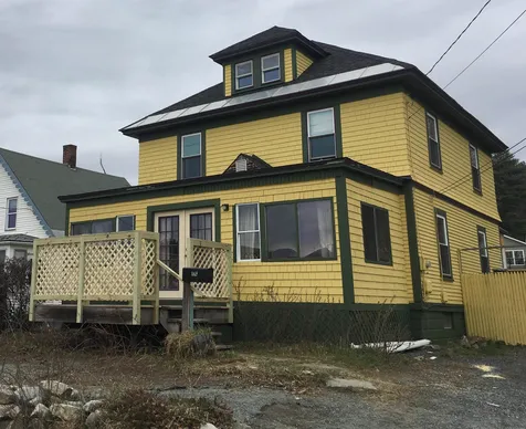 110 S Main Street Newport NH 03773