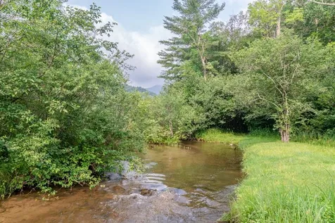 102 Beattie Lane Manchester VT 05255