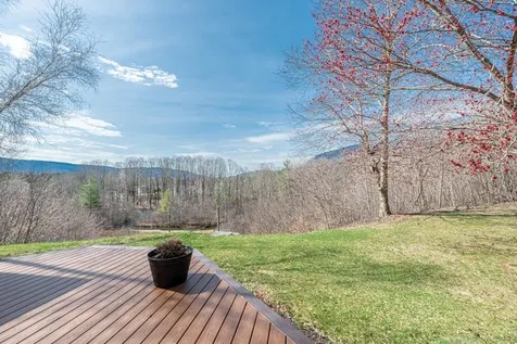 102 Beattie Lane Manchester VT 05255