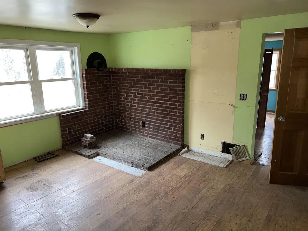 2 N. Water Street Boscawen NH 03303