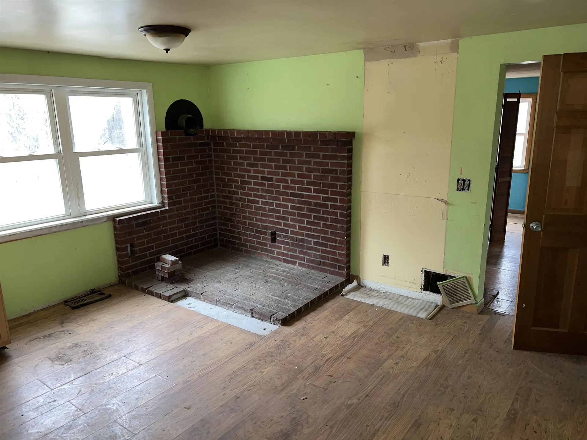 2 N. Water Street Boscawen NH 03303