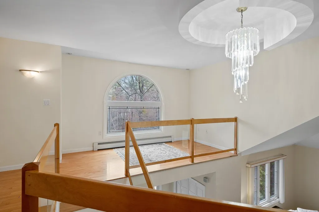 8 Frances Drive Deerfield NH 03037