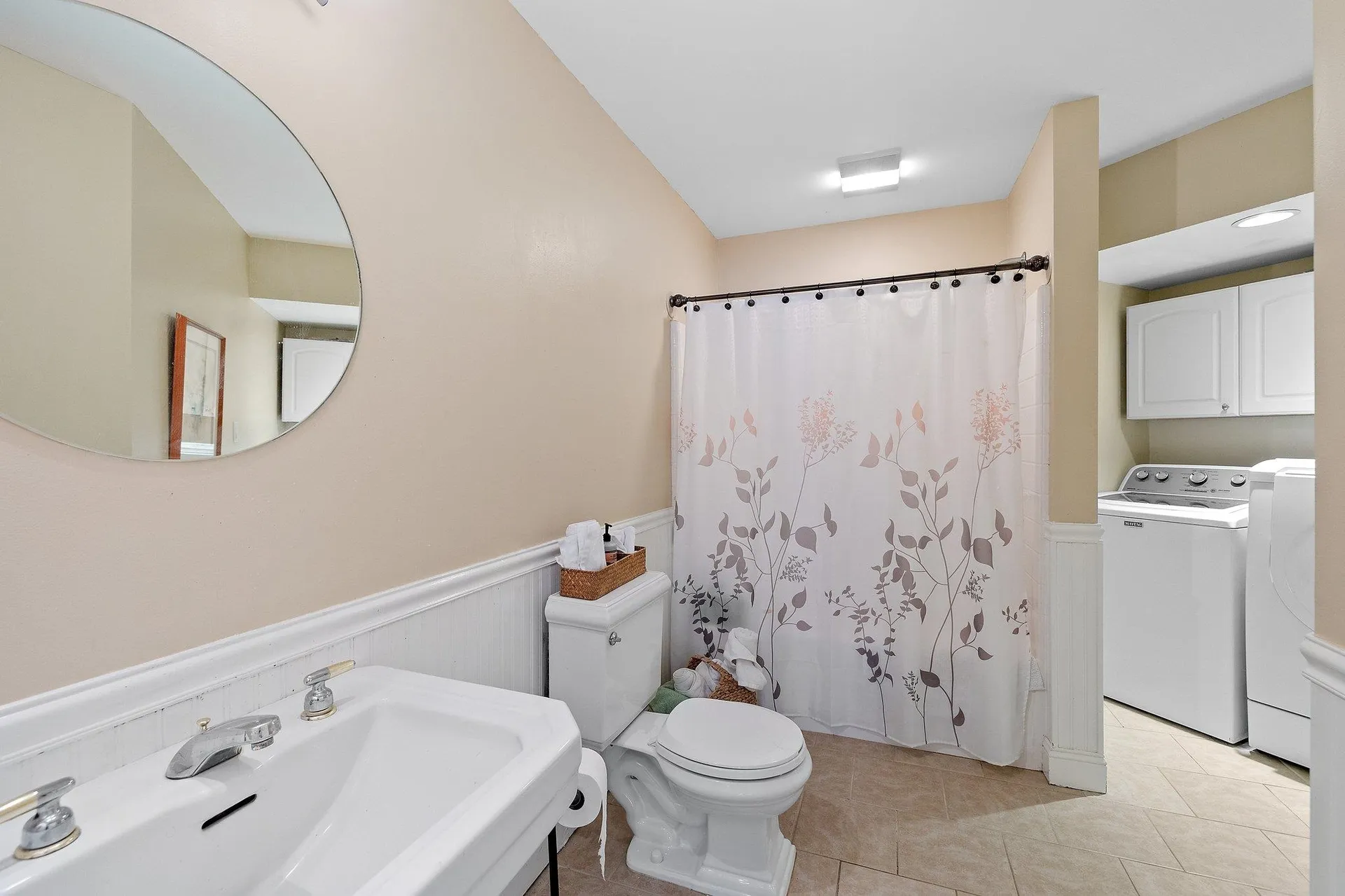 8 Frances Drive Deerfield NH 03037