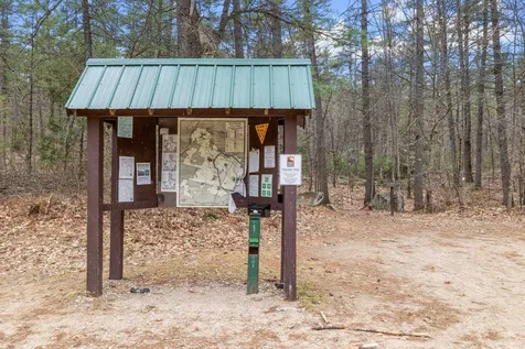 8 Frances Drive Deerfield NH 03037
