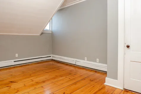6-8 Elm Street Newmarket NH 03857