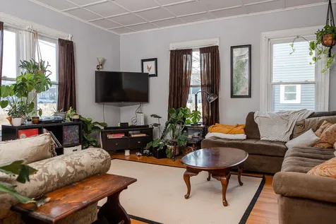 6-8 Elm Street Newmarket NH 03857