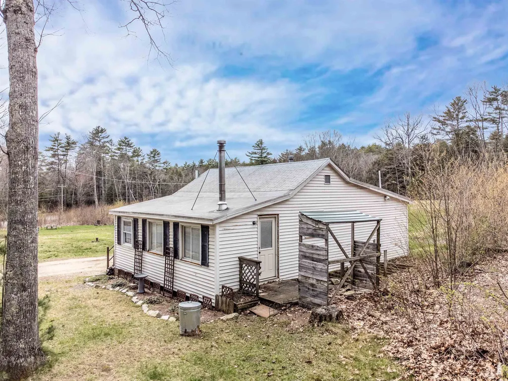 21 Wednesday Hill Road Lee NH 03861