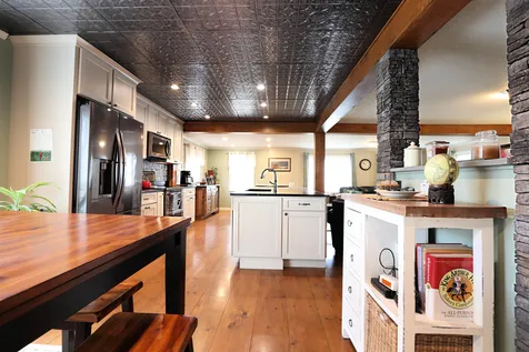 6277 Route 18 Waterford VT 05819