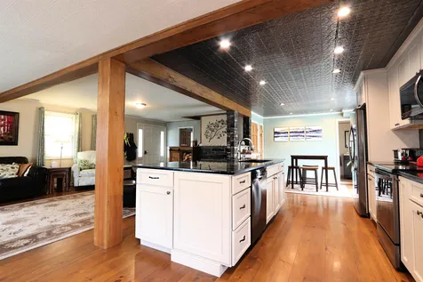 6277 Route 18 Waterford VT 05819