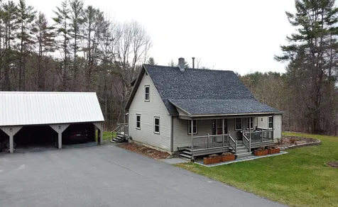 6277 Route 18 Waterford VT 05819