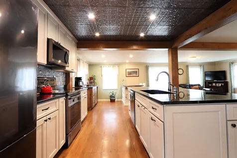 6277 Route 18 Waterford VT 05819
