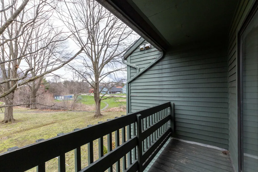 36 Twin Oaks Terrace South Burlington VT 05403