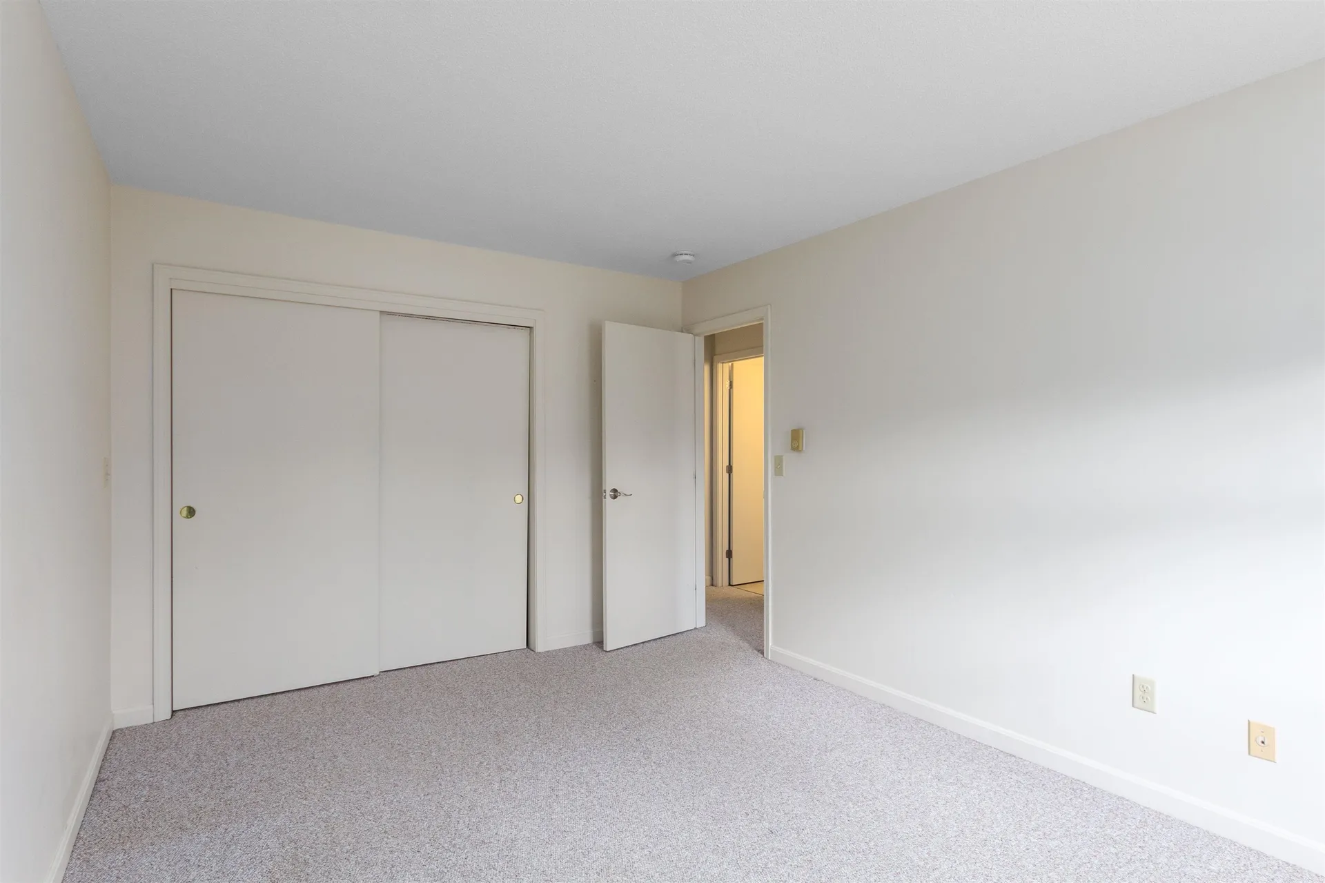 36 Twin Oaks Terrace South Burlington VT 05403