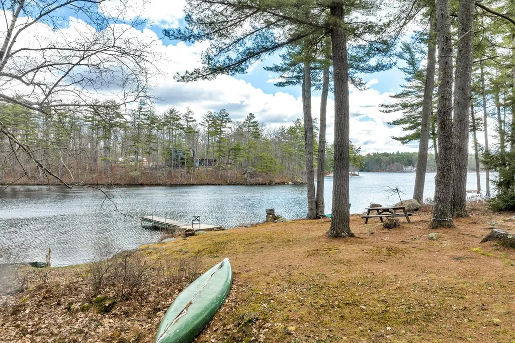 63 Crooked Pond Lane Wolfeboro NH 03894
