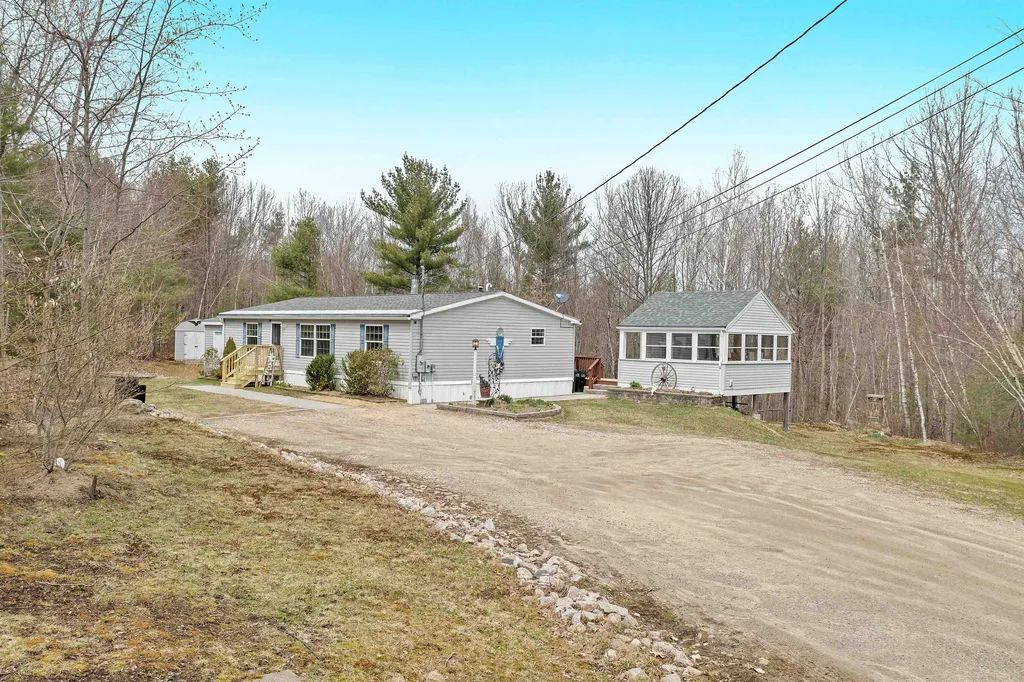 415 Ridge Road Middleton NH 03887