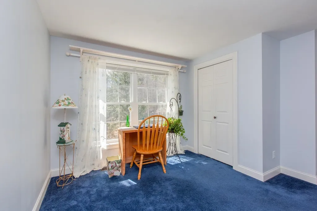 98 Middle Road Deerfield NH 03037