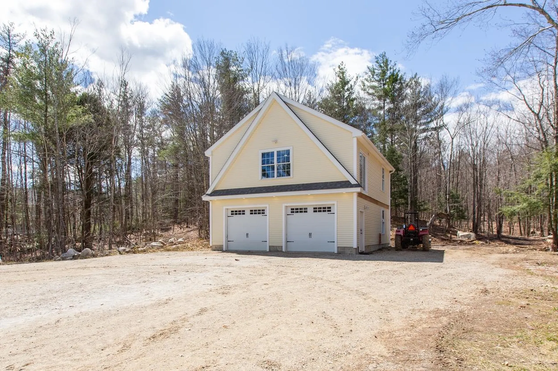 98 Middle Road Deerfield NH 03037