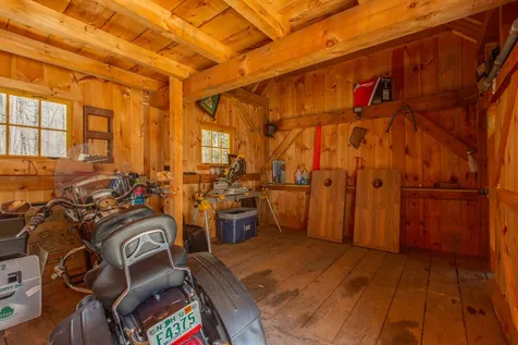 98 Middle Road Deerfield NH 03037