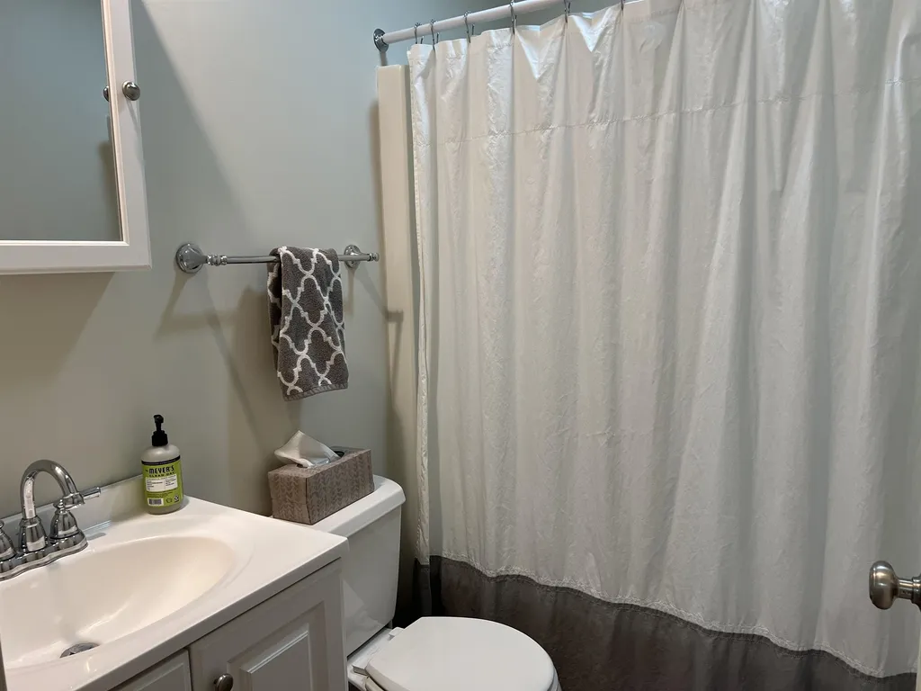 133 Colonial Drive Hartford VT 05001