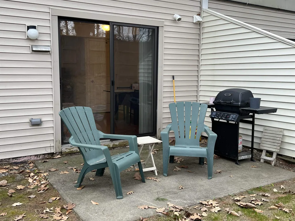133 Colonial Drive Hartford VT 05001