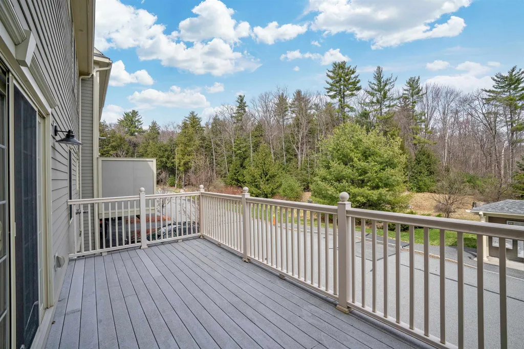 39 Forest Edge Drive Hanover NH 03755