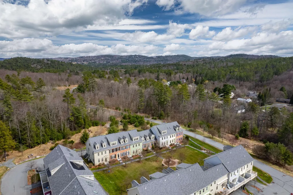 39 Forest Edge Drive Hanover NH 03755