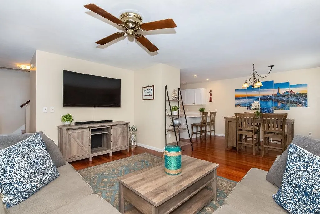 13 Oak Hill Lane Exeter NH 03833