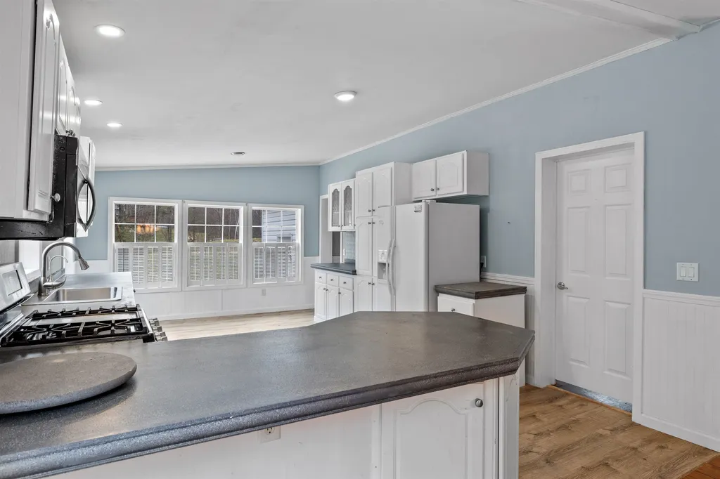 287 Hensmith Road Salisbury NH 03268
