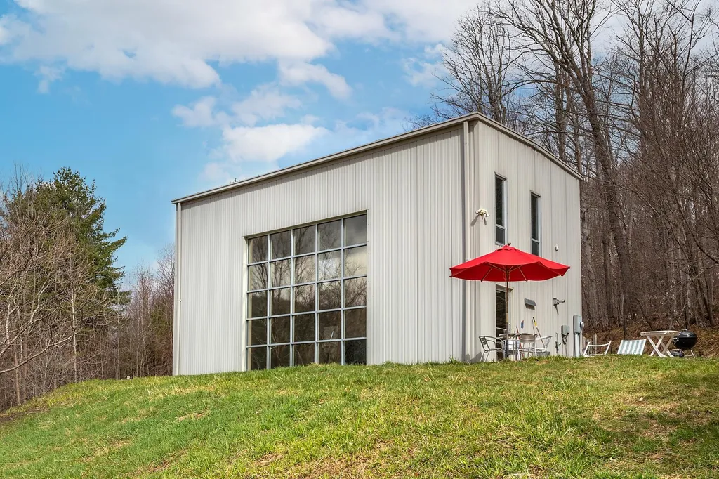 578 East Barnard Road Barnard VT 05068