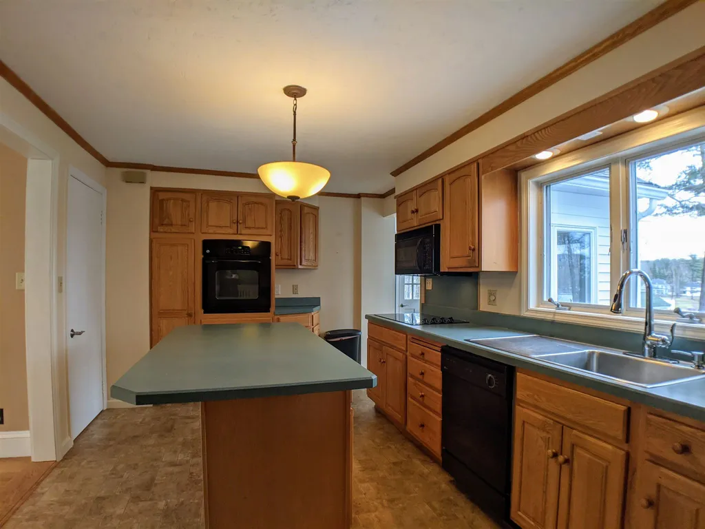 71 Walker Street Laconia NH 03246