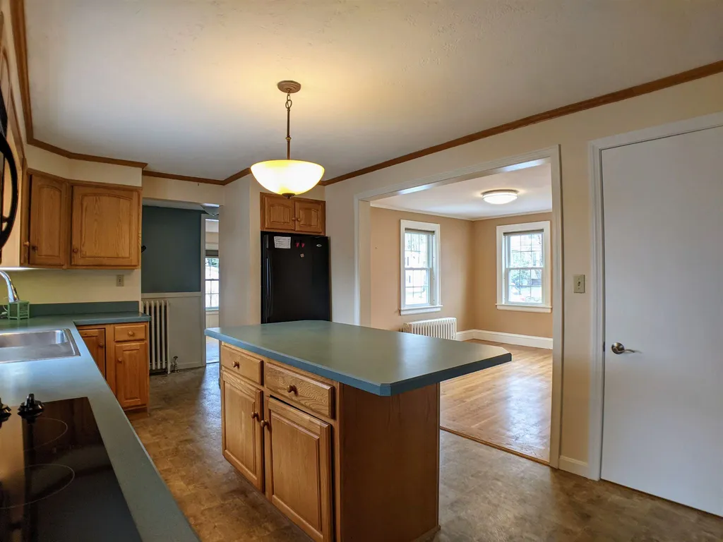 71 Walker Street Laconia NH 03246