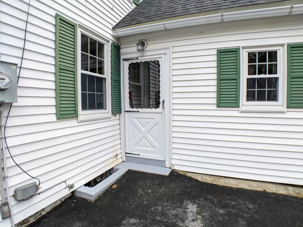 71 Walker Street Laconia NH 03246