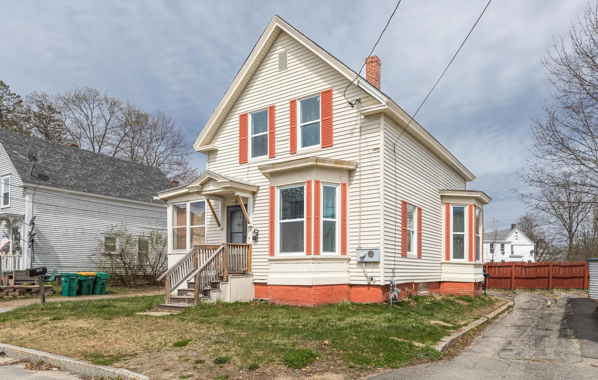10 May Street Rochester NH 03867