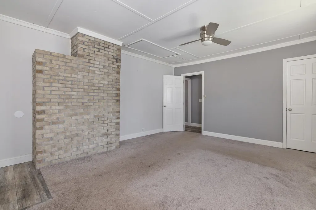 15 Suzanne Drive Portsmouth NH 03801
