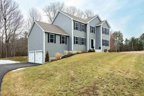 25 Laperle Drive Rochester NH 03867