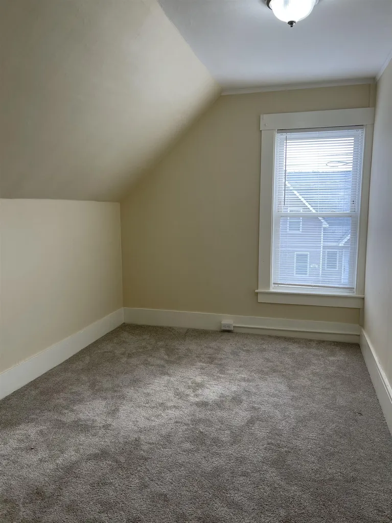 1836 Hartford Avenue Hartford VT 05088