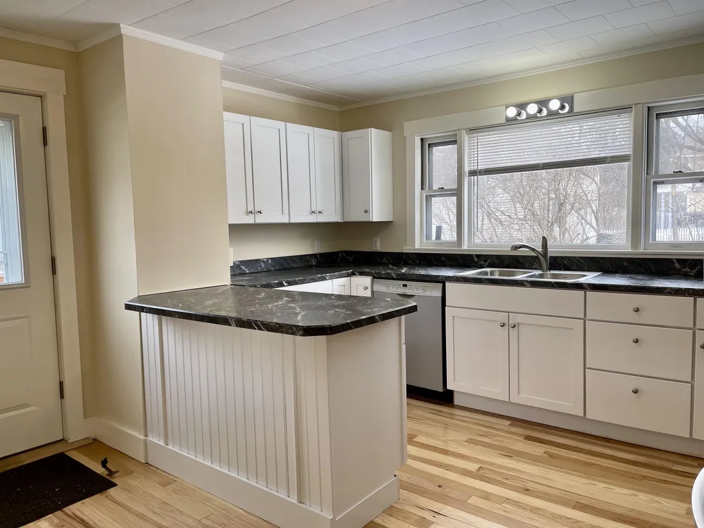 1836 Hartford Avenue Hartford VT 05088